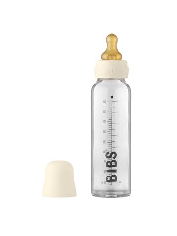 BIBS sutteflaske 225 ml i glas med naturgummi-sut set forfra